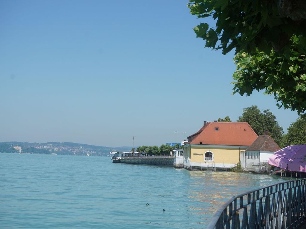 Hotel Pension Ins Fischernetz - Maentele Meersburg Exterior foto